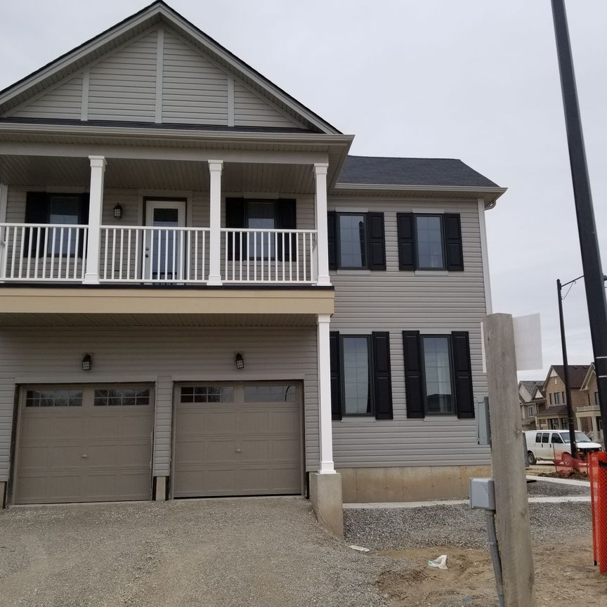 For Lease - 76 Fleming Crescent, Haldimand, Ontario - Photo 2