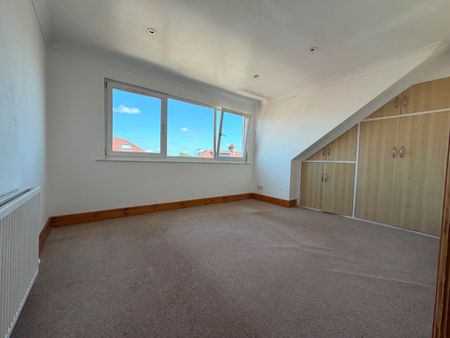 5 Bed Semi-Detached House, Merryton Avenue, G46 - Photo 4