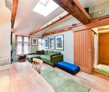 1 bedroom mews to rent - Photo 5