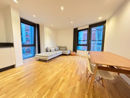 2 Bed Flat, Black Prince Road, SE1 - Photo 2