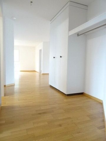 Modern 4.5-ZW on the 1st floor of 101 m² - Photo 3