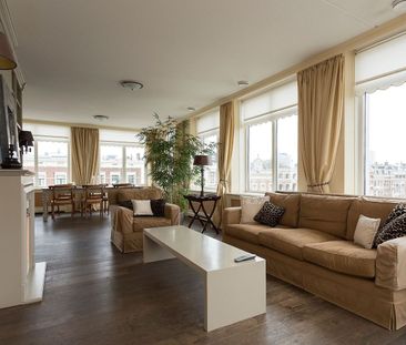 Appartement te huur: Burgemeester De Monchyplein 326 2585 DL Den Haag - Photo 1