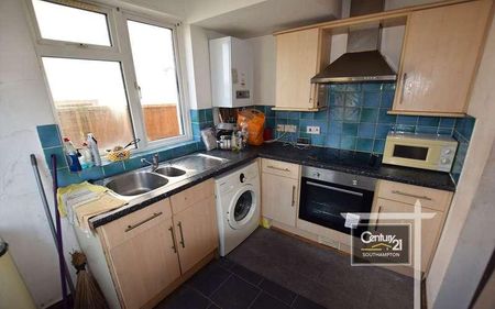 | Ref: |, St. Denys Road, Southampton, SO17 - Photo 4