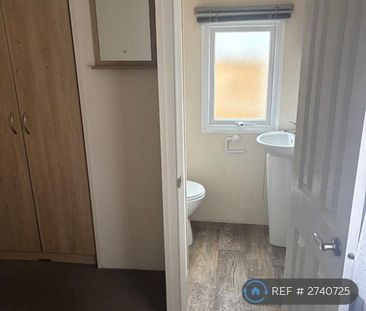 2 bedroom detached house to rent - Photo 6