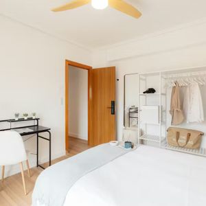 Carrer de Reig Genovés, Valencia, Valencian Community 46019 - Photo 2