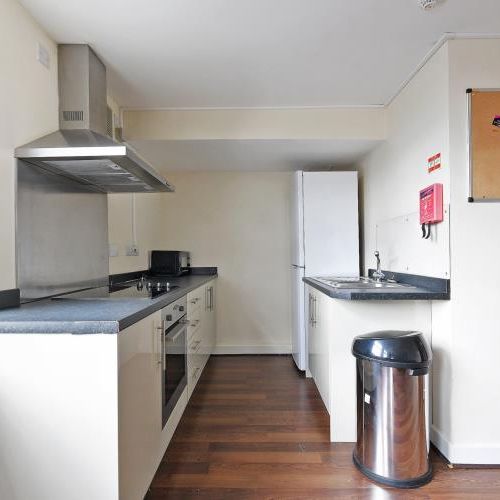 Student Apartment 3 bedroom, Ecclesall Road, Sheffield - Photo 1