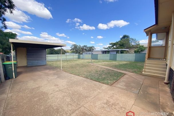 46 Gilmore Avenue Mount Austin NSW 2650 - Photo 1