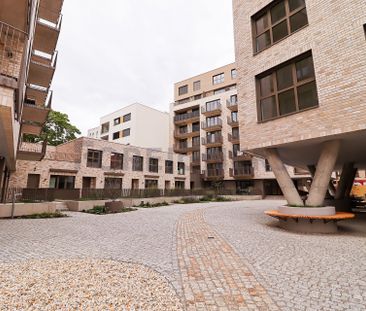 Apartment for rent, 2+kk - 1 bedroom, 42m - Photo 1
