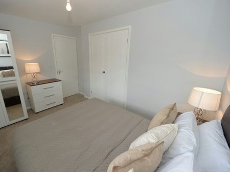 House share to rent on - Photo 5