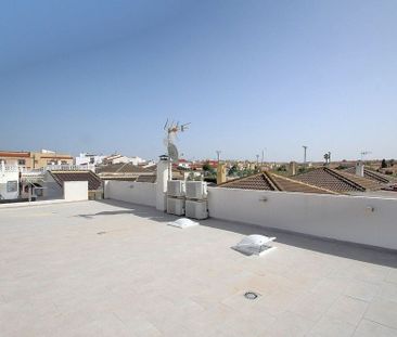 Luxury 3 room Detached House for rent in Torrevieja, Valencia - Photo 3