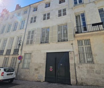 Location Appartement 1 pièce 29m² ORLEANS 45000 - Photo 5