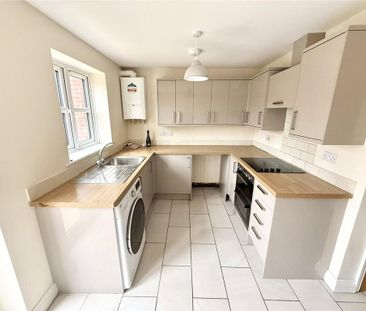 2 bedroom terraced house to rent - Photo 2
