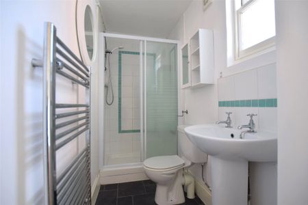 Eastgate Street, Gloucester, Gloucestershire, GL1 - Photo 5