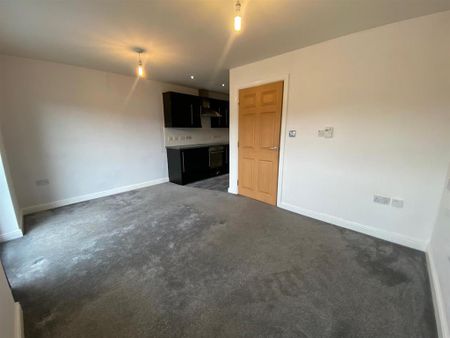 2 bedroom apartment to rent - Photo 3