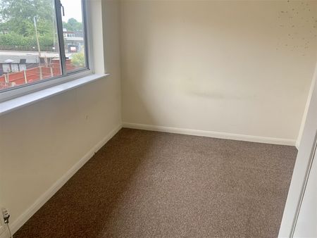3 bed end of terrace to rent Wyndale Drive, DE7 - Photo 5
