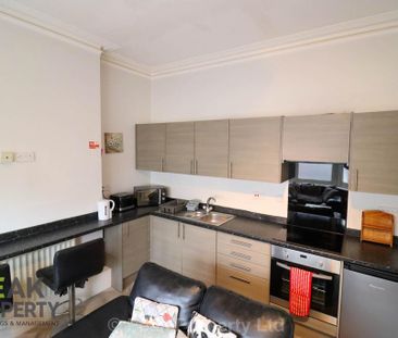 1 bedroom in a house share to rent - Photo 5