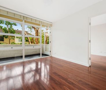Renovated One Bedroom Apartment in the Heart of Cammeray - Photo 1