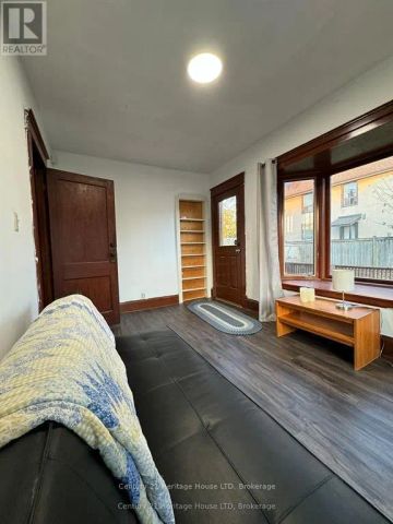 364 GLENDALE AVENUE - Photo 2