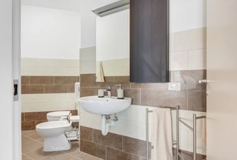 Via Stromboli, Milan, Lombardy 20144