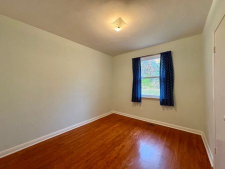 For Lease - 29 Bayview Parkway, Newmarket, Ontario - Photo 3