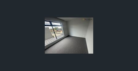 Discover Boutique Luxury: Your New 2-Bedroom Haven in Vibrant Ivanhoe - Photo 3