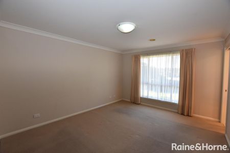 47 Lister Drive, Orange, NSW 2800 - Photo 4