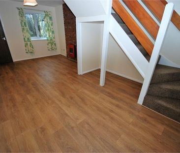 2 bedroom terraced house to rent - Photo 2