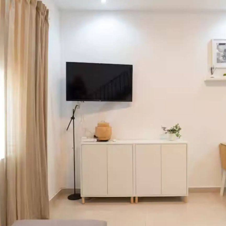 Málaga Capital - Foto 1