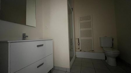 Location Appartement 1 pièce 33m² CHAMALIERES 63400 - Photo 4