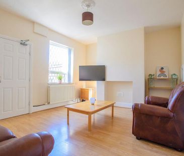 5 bedroom terraced house to rent - Photo 1