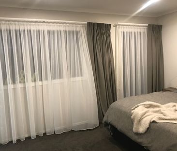 14 Bluff Road, Kenepuru - Photo 2