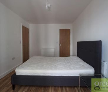 2 bedroom flat to rent - Photo 2