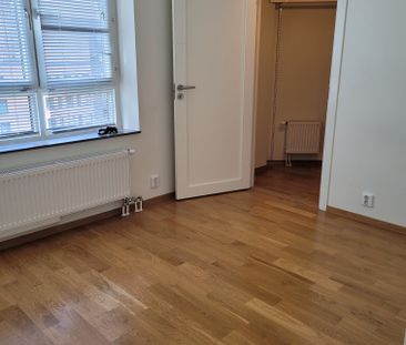 Lilla Marconigatan, Västra Frölunda - Photo 1