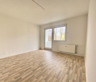 Familienfreundliche Wohnung mit Balkon: Helle 3-Zimmerwohnung mit F... - Photo 1