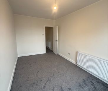 3 Bed Detached House, Malmesbury Road, SO15 - Photo 6