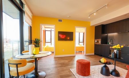 For Lease - 86 Dundas Street Unit# 302, Mississauga, Ontario - Photo 3