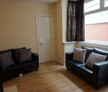 1 bedroom in a house share to rent - Photo 1