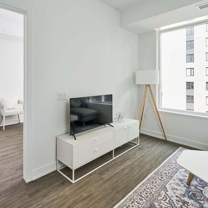 Brand New Apartments in the Civic Hospital Neighbourhood. - Photo 1