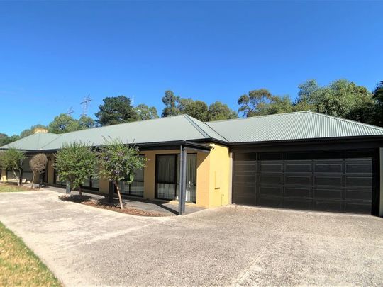 16 St Muir Drive, Warrandyte - Photo 1