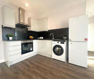 1 bedroom flat to rent - Photo 3