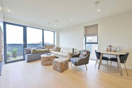 1 bedroom flat to rent - Photo 2