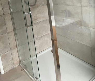 Terraced House to rent on - Photo 5