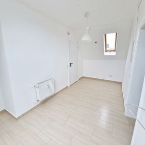 Gemütliches Apartment mit Wohnküche in zentraler Lage - Photo 2