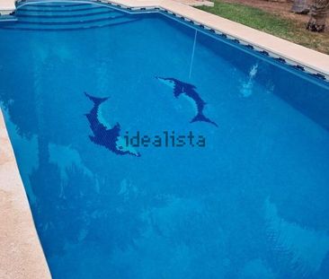 Alquiler de casa o chalet independiente en Centro - Photo 1