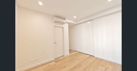 2 Bed Apartment Close To Train Station in Gordon - Photo 5