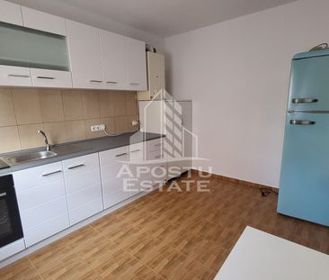 Casa individuala,4 camere,2 bai,Dumbravita - Fotografie 1