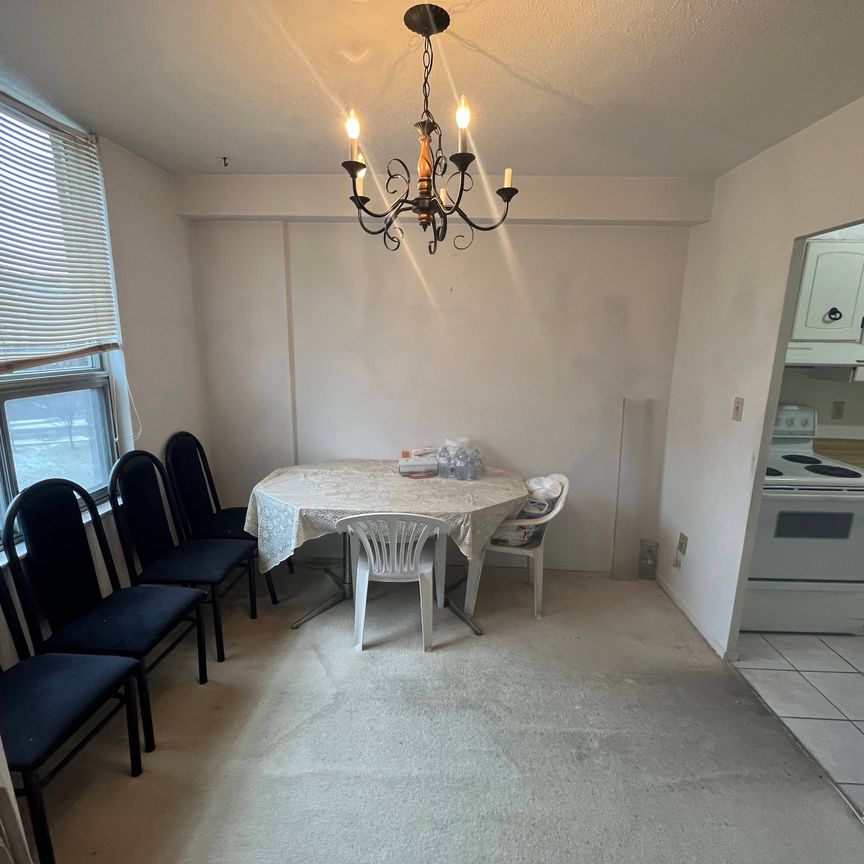 For Lease - 10 Edgecliff Golfway Unit# 909, Toronto, Ontario - Photo 1