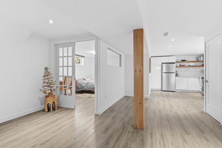 For Lease - 2112 Amesbury Crescent Unit# LOWER, Burlington, Ontario - Photo 2