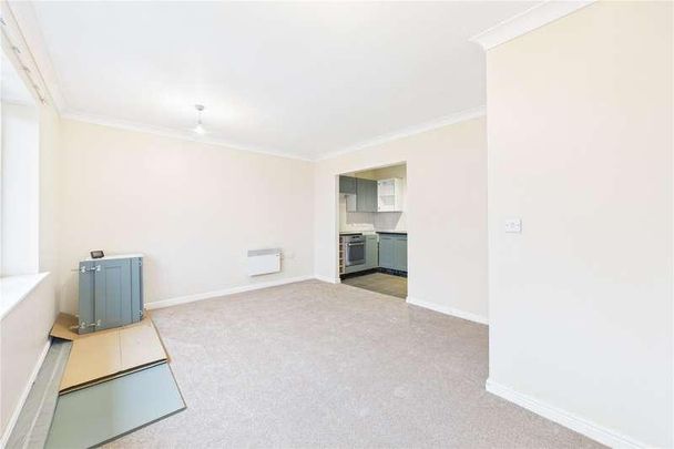 Tower Close, East Grinstead, West Sussex, RH19 - Photo 1