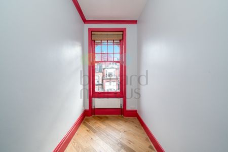 Hillfield Park - Photo 2